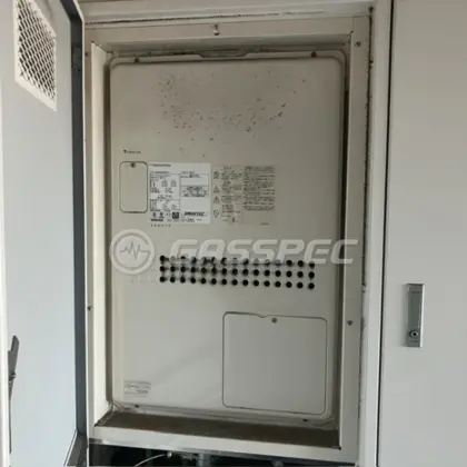 施工前の暖房熱源機（GTH-2444SAWX3H-H）