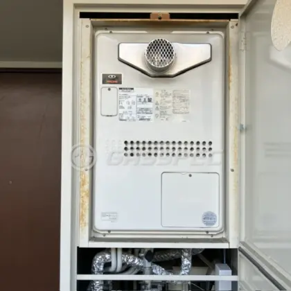 施工前の暖房熱源機（GTH-2434AWX6H-T）