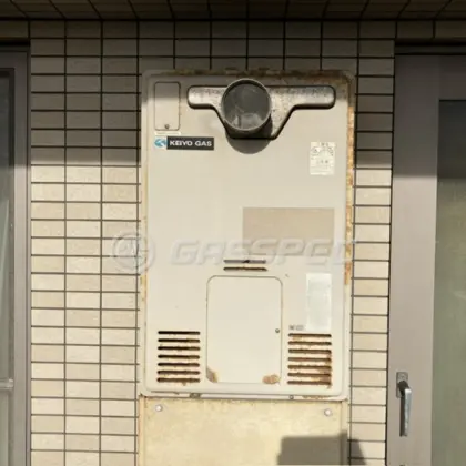 施工前の暖房熱源機（RUFH-2405AT2-5）
