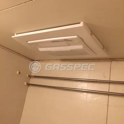 交換後の浴室乾燥機（リンナイ RBH-C336K1P）