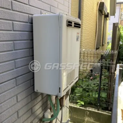 施工前の給湯器（RUF-V2001SAW-1）