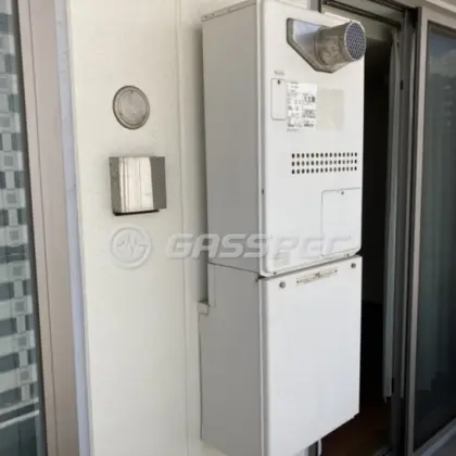 施工前の暖房熱源機（GTH-2434(S)AWX-T）