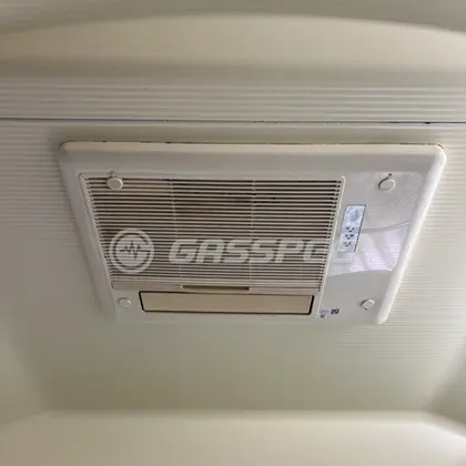 施工前の浴室乾燥機（BDV-3300UKNS-BL）