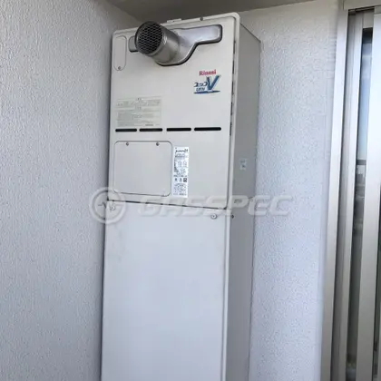 施工前の暖房熱源機（RUFH-VD2401AT2-3）