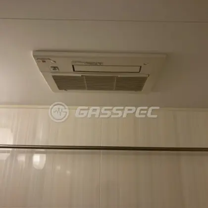 施工前の浴室乾燥機（RBH-C333K3SNP）