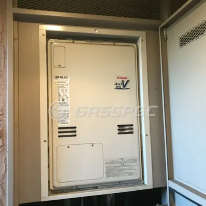 施工前の暖房熱源機（RUFH-V2403AU2-3）