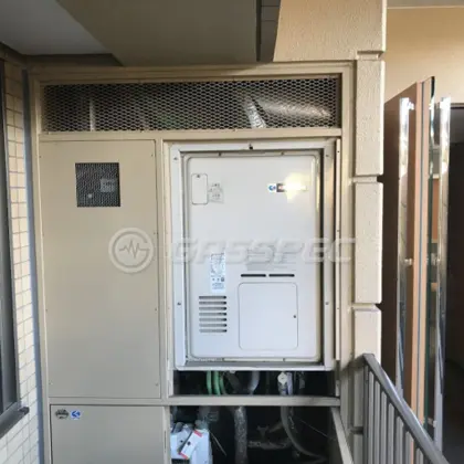施工前の暖房熱源機（RUFH-V2400AU2-6）