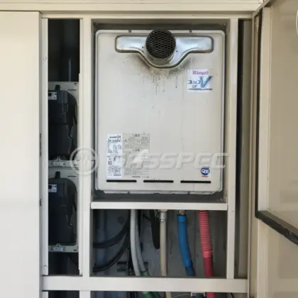 施工前の給湯器（RUF-V2405SAT）