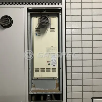 施工前の給湯器（OUR-1601-T）