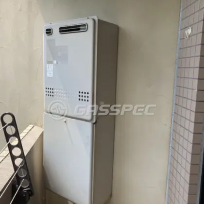 施工前の給湯器（GT-2012SAWX BL）