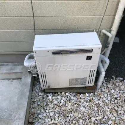 施工前の給湯器（GX-2000AR-1）