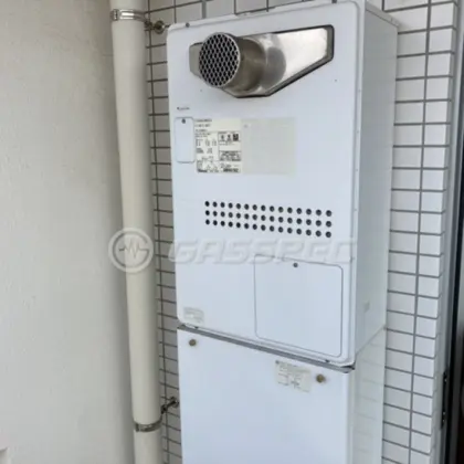 施工前の暖房熱源機（GTH-2434AW3H-T）