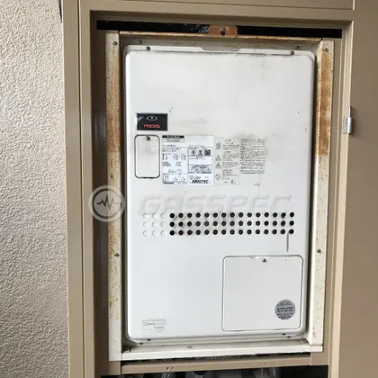 施工前の暖房熱源機（GTH-2434AWX6H-H）