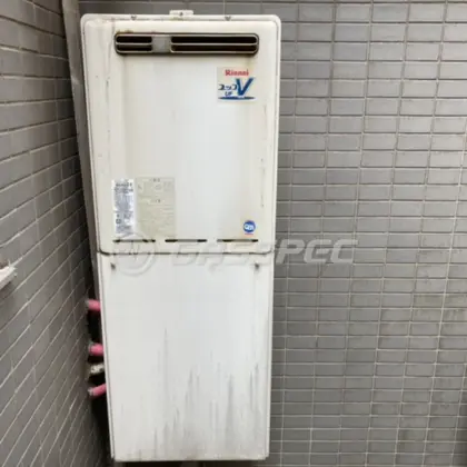 施工前の給湯器（RUF-V2401SAW）