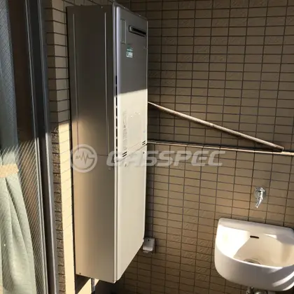 施工後の暖房熱源機（リンナイ RUFH-E2405SAW2-3(A)）