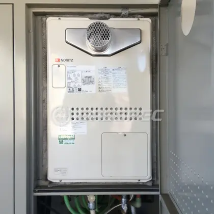 施工後の暖房熱源機（ノーリツ GTH-2444AWX3H-T-1 BL）