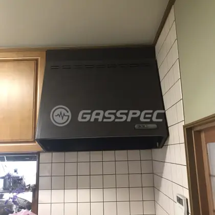 施工前のレンジフード