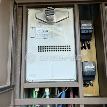 施工前の暖房熱源機（GTH-2434AWX3H-T）