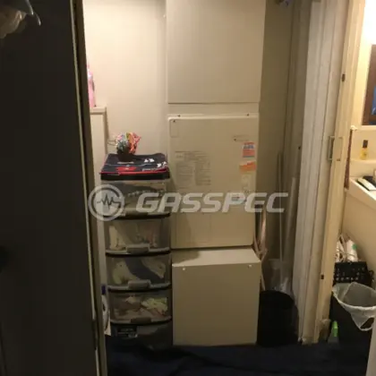 施工前の給湯器（AD-2805AFSW3Q）