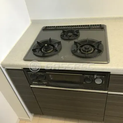 施工前のビルトインガスコンロ（RBG-31A7S）