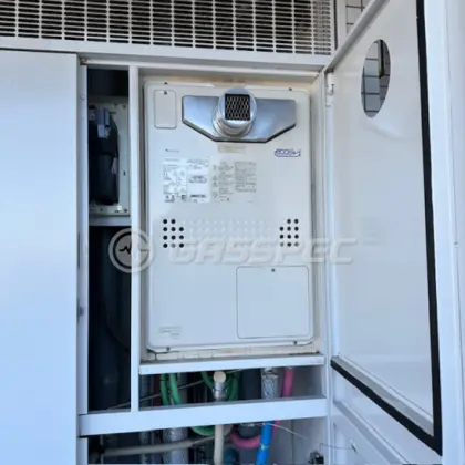 施工前の暖房熱源機（GTH-C2439AWX3H-T）