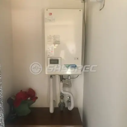 施工前の給湯器（GQ-166WS-FFB-1）