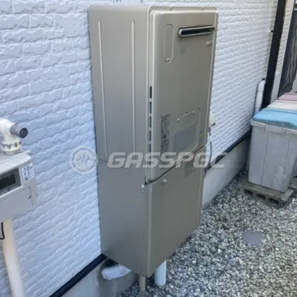 施工前の暖房熱源機（RVD-E2401SAW2-1）