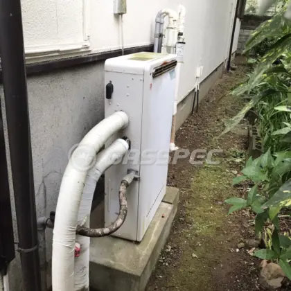 施工前の給湯器（GRQ-203SA）