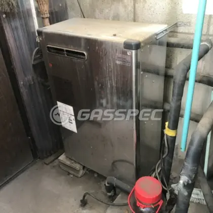 施工前の給湯器（OX-H407YSV）
