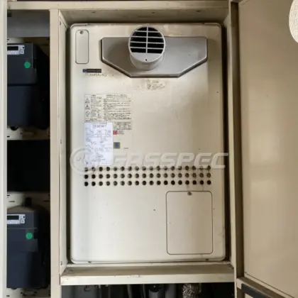 施工前の暖房熱源機（GTH-2401AWX-T）