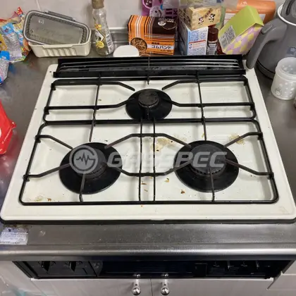施工前のビルトインガスコンロ（DG3001）