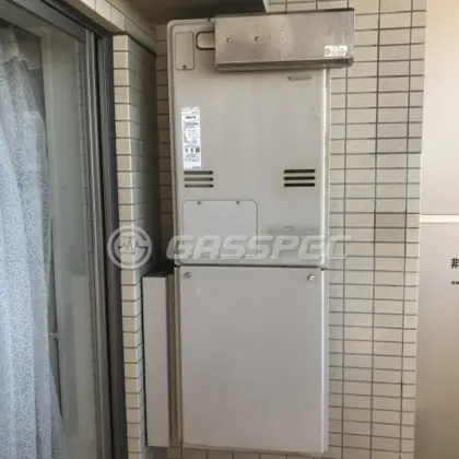 施工前の暖房熱源機（RUFH-V2400AA2-3）