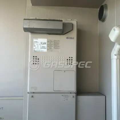 施工前の暖房熱源機（GTH-C2439AWX3H-L）