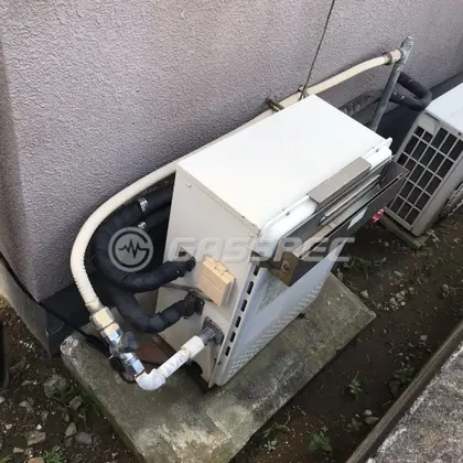 施工前の給湯器（GRQ-2028SAX）