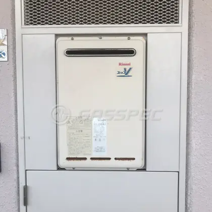 施工前の給湯器（RGH16CF2-S）
