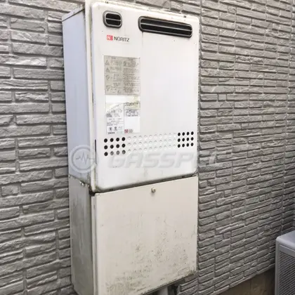 施工前の給湯器（GT-2422SAWX）