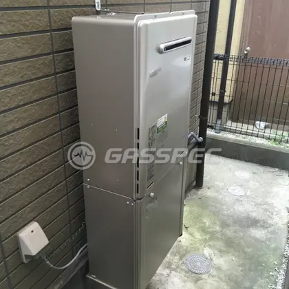 施工後の給湯器（リンナイ RUF-E2405SAW(A)）