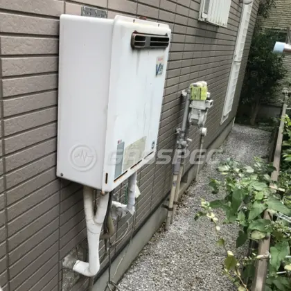施工前の給湯器（RUF-V2400SAW-1）