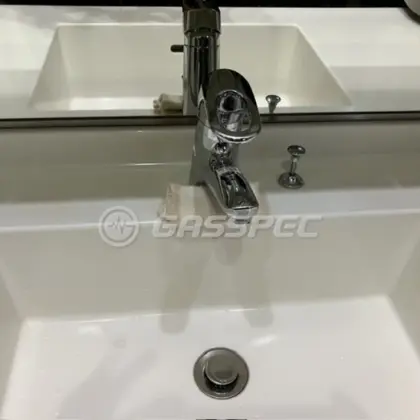 施工前の水栓・蛇口（KF389FMSEX05T）