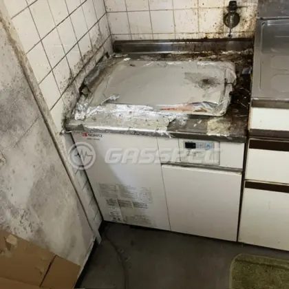 施工前の給湯器（GBG-1610D）