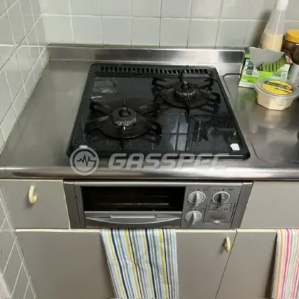施工前のビルトインガスコンロ（HR-T442-XABHL）