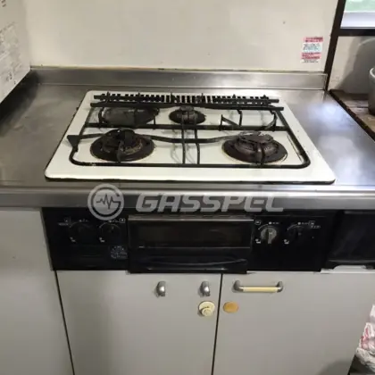 施工前のビルトインガスコンロ（DG3067NR）
