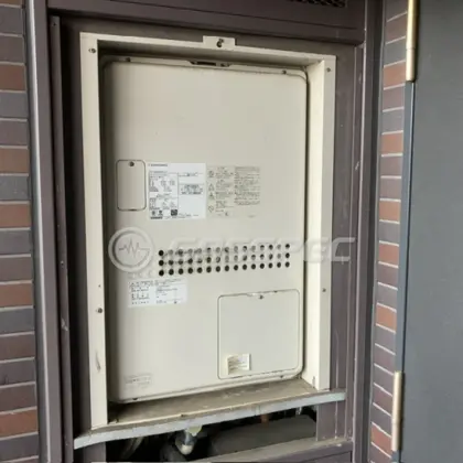 施工前の暖房熱源機（GTH-2444AWX3H-H）