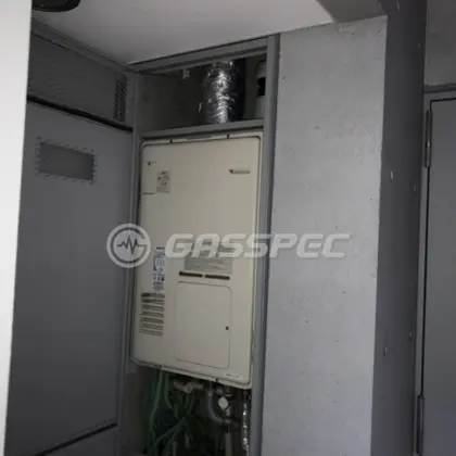 施工前の暖房熱源機（RUFH-V2400SAU2-6）