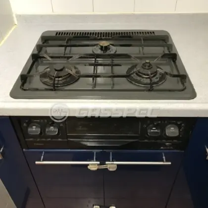 施工前のビルトインガスコンロ（PKD-351）