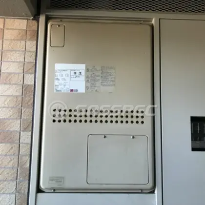 施工前の暖房熱源機（GTH-2413AWXH-H）