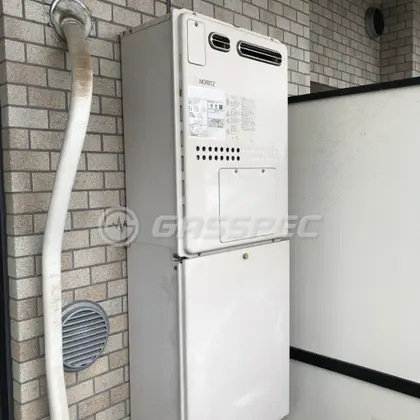 施工前の給湯器（GTH-2427AWX3H）