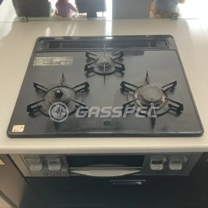 施工前のビルトインガスコンロ（DG32D1DR）