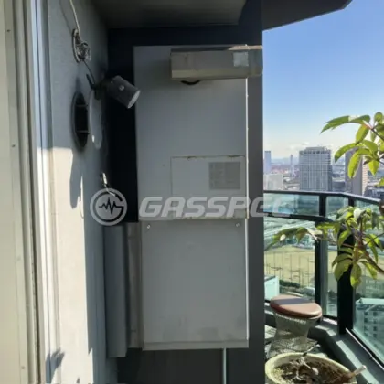 施工前の暖房熱源機（GTH-C2436SAWX3H-T）