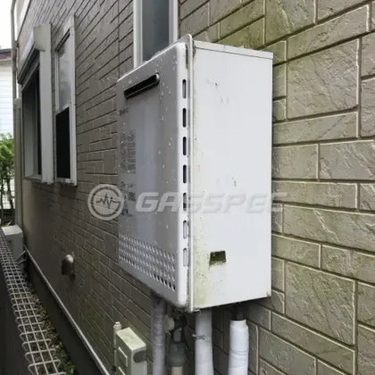 施工前の給湯器（GT-2050SAWX）